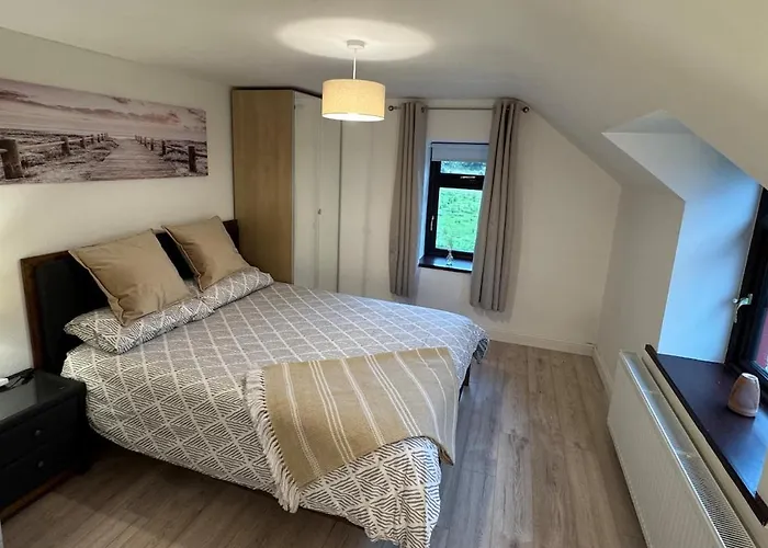 Modern Coastal Nyaraló